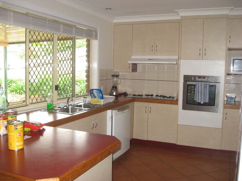 10 Dalzell Crescent, DARLING HEIG, Toowoomba QLD 4350