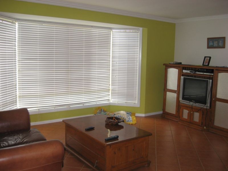 10 Dalzell Crescent, DARLING HEIG, Toowoomba QLD 4350