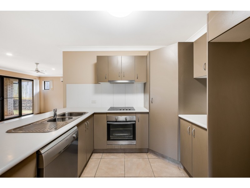 9 Barwick Court, Wilsonton Heights QLD 4350