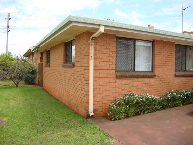 1/75 Hoepper Street KEARNEYS SPRING, Toowoomba QLD 4350