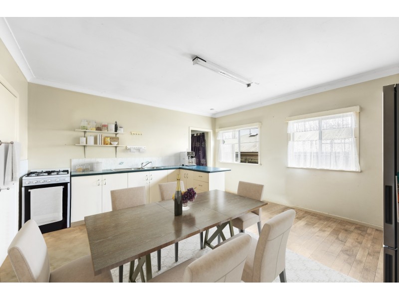 255 North Street, Wilsonton Heights QLD 4350