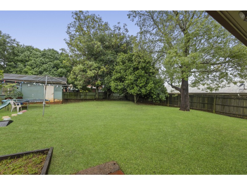 255 North Street, Wilsonton Heights QLD 4350