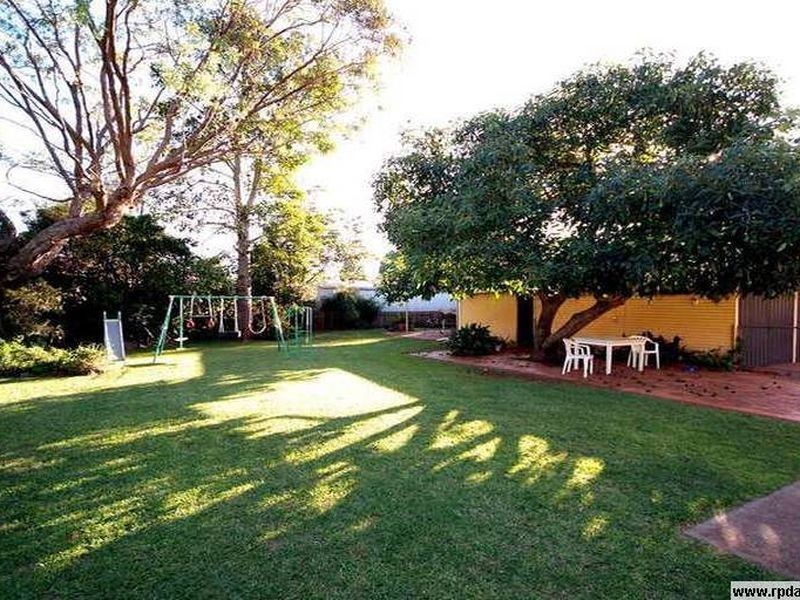 206 Russell Street, Newtown QLD 4350