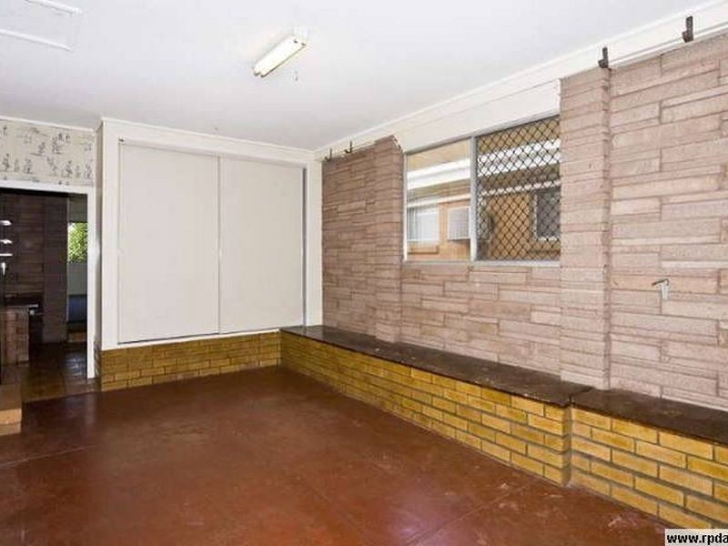 4 Alford Street, Mount Lofty QLD 4350