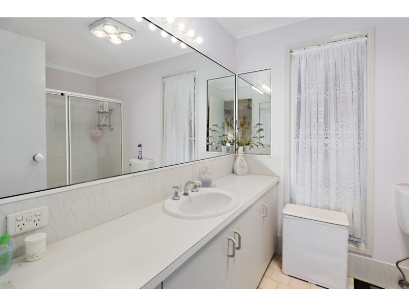 237 Stenner Street, Centenary Heights QLD 4350