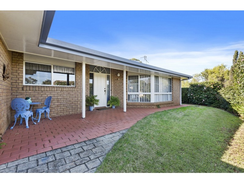 237 Stenner Street, Centenary Heights QLD 4350