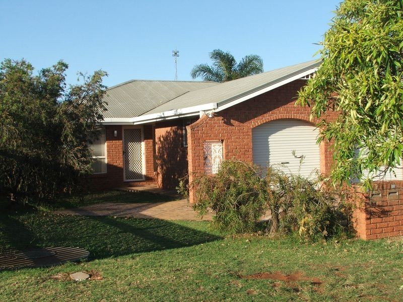 1/3 Gabrielle Street, Kearneys Spring QLD 4350