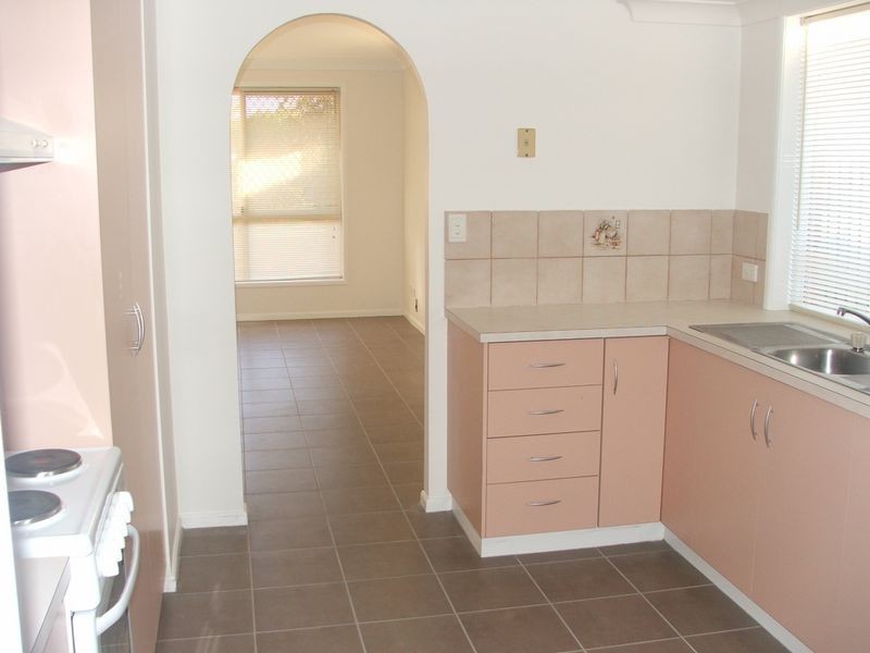 1/3 Gabrielle Street, Kearneys Spring QLD 4350