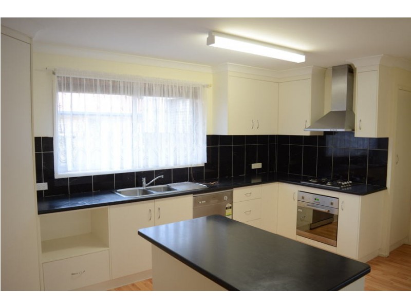 5 Camellia Court, Darling Heights QLD 4350