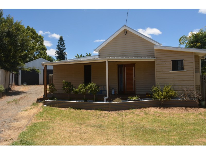 21 Tighe Street, Newtown QLD 4350