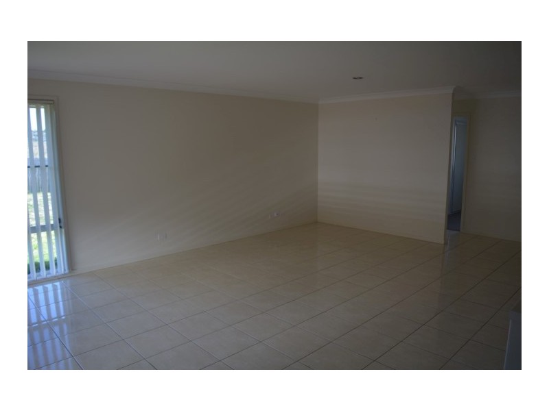 6 Paperbark Drive, Glenvale QLD 4350