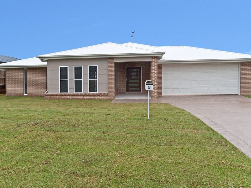 4 Opal Street, Glenvale QLD 4350