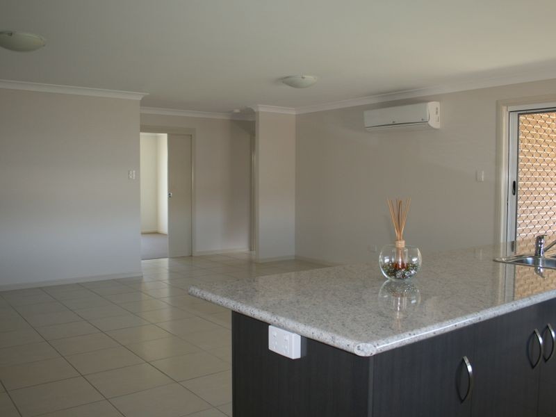 4 Opal Street, Glenvale QLD 4350