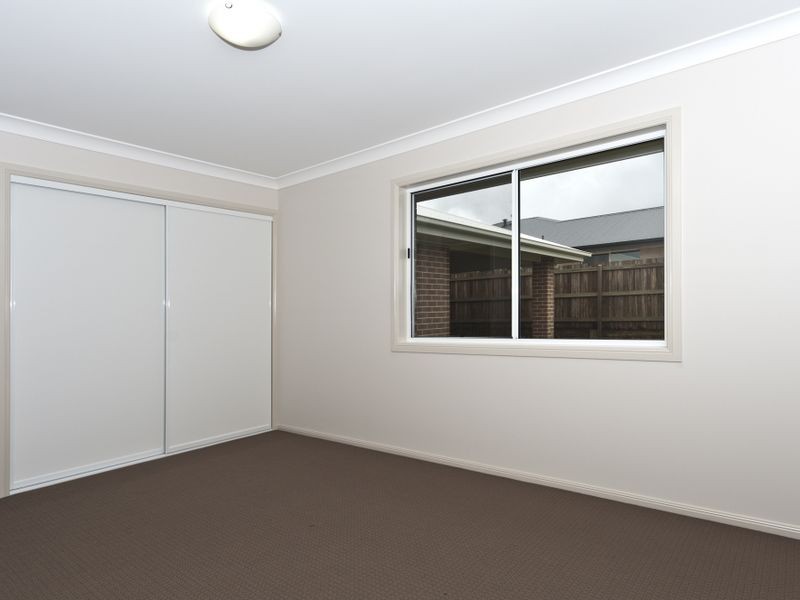 4 Opal Street, Glenvale QLD 4350