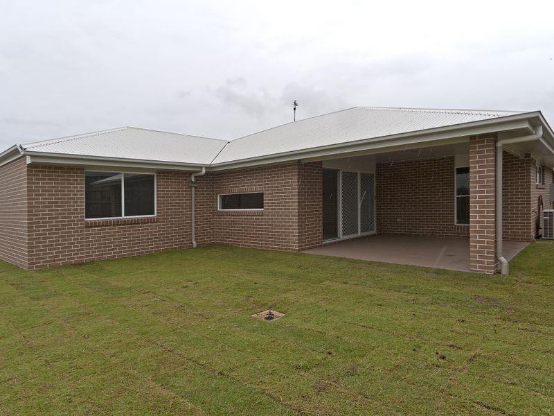 4 Opal Street, Glenvale QLD 4350