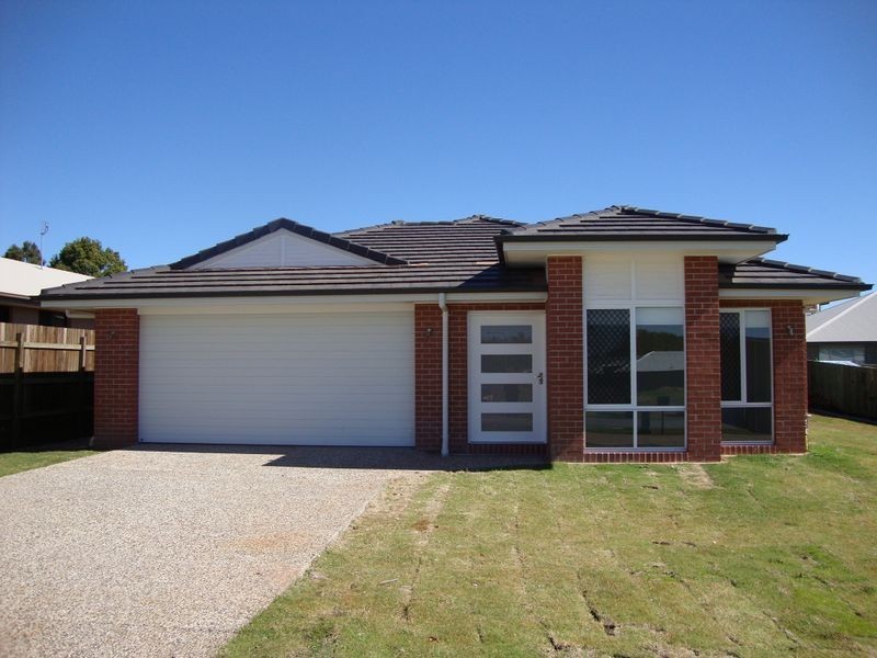 19 Pugh Street, Middle Ridge QLD 4350
