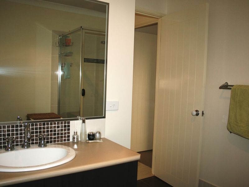 3/34 Gordon Avenue, Newtown QLD 4350