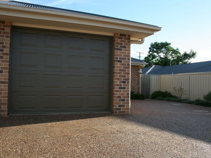 3/34 Gordon Avenue, Newtown QLD 4350