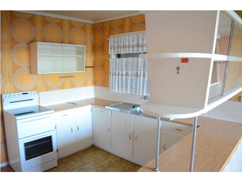 13 Lacaze Street, Blue Mountain Heights QLD 4350