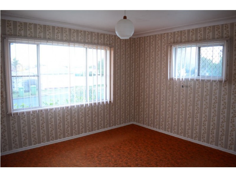 13 Lacaze Street, Blue Mountain Heights QLD 4350