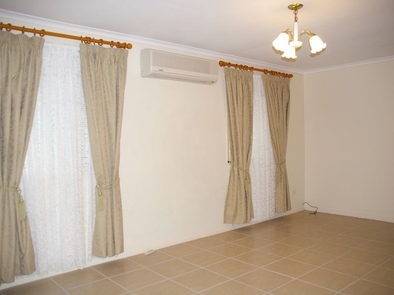 78 Hogg Street, Wilsonton QLD 4350