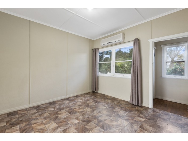 25 Park Street, Wilsonton QLD 4350