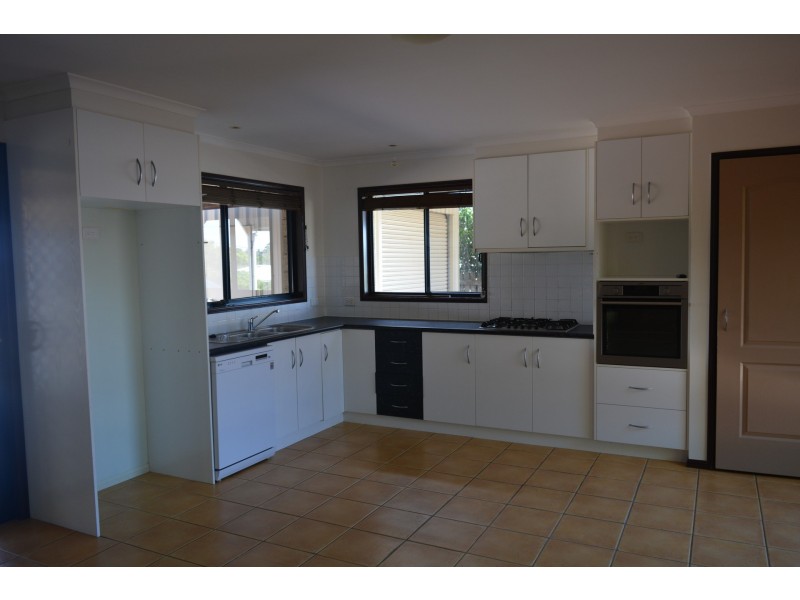 152 Baker Street, Darling Heights QLD 4350