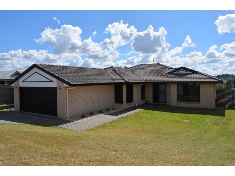 15 Diamantina Drive, Glenvale QLD 4350