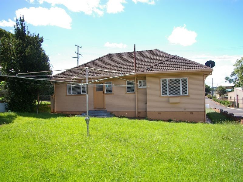 4 Norwood Street, Toowoomba City QLD 4350
