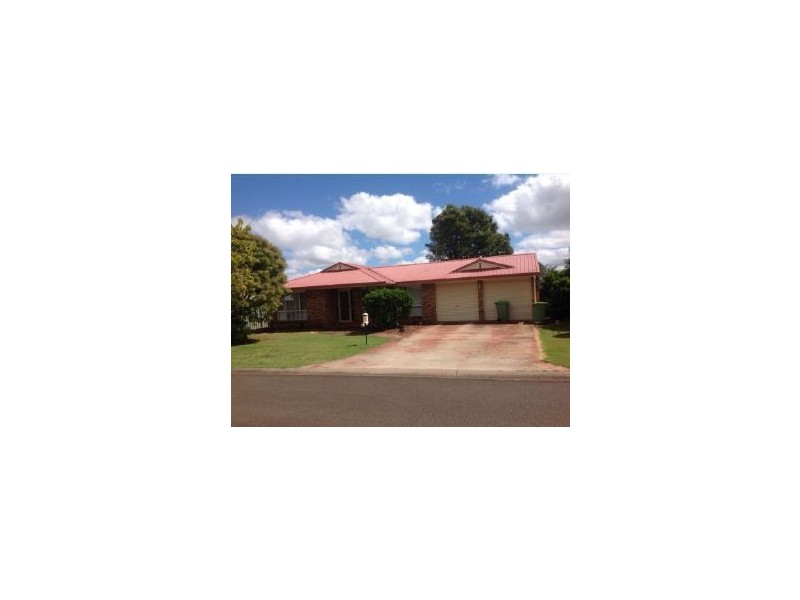 7 Connole Court, Kearneys Spring QLD 4350