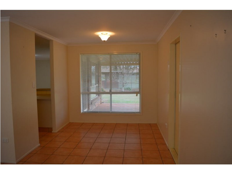 7 Connole Court, Kearneys Spring QLD 4350