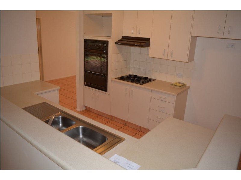 7 Connole Court, Kearneys Spring QLD 4350