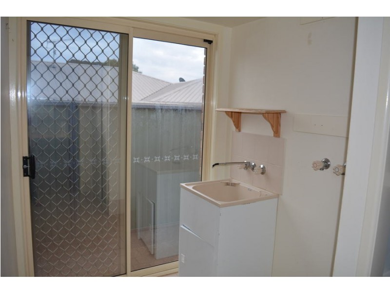 7 Connole Court, Kearneys Spring QLD 4350