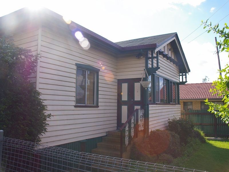 173 West Street, Newtown QLD 4350