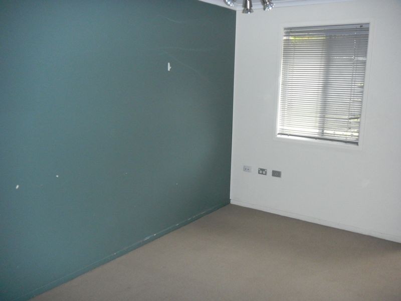 1/60 Wooldridge Street, Mount Lofty QLD 4350