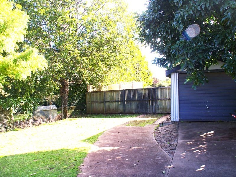 61 Mary Street, Mount Lofty QLD 4350