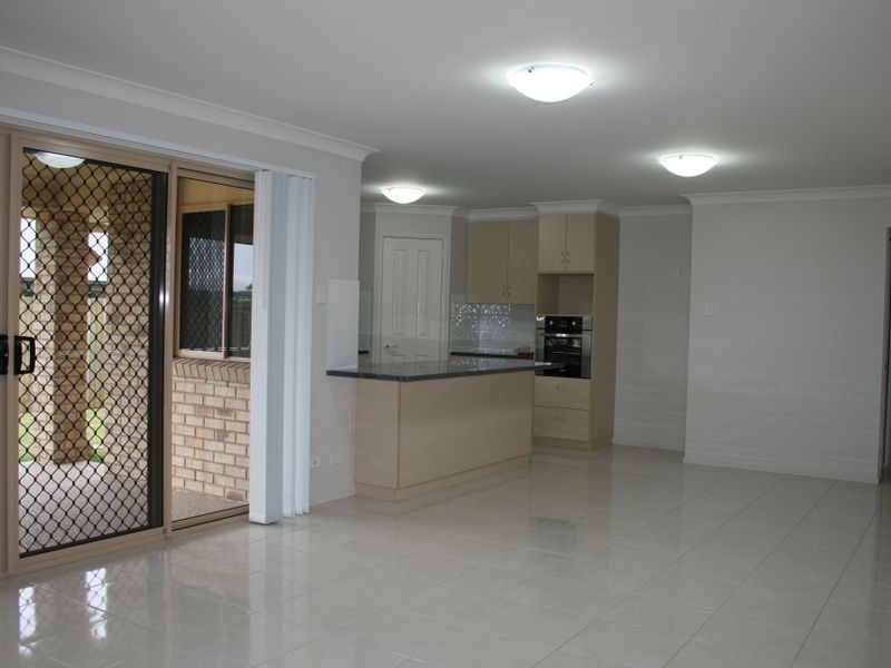 2 Paperbark Drive, Glenvale QLD 4350