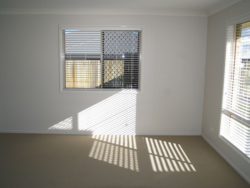 2 Paperbark Drive, Glenvale QLD 4350