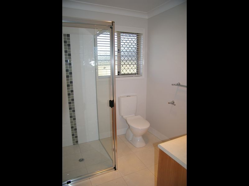 2 Paperbark Drive, Glenvale QLD 4350