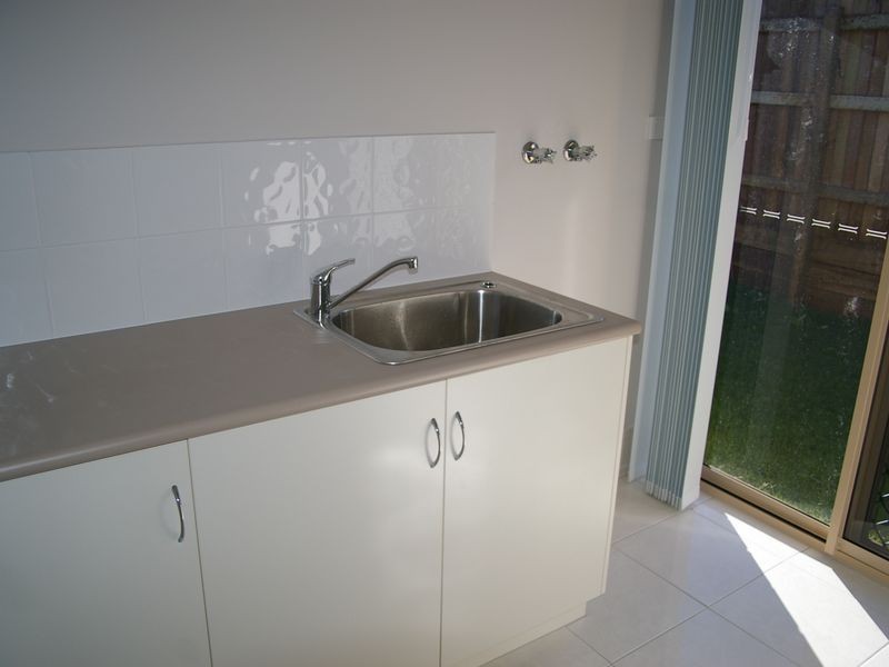 2 Paperbark Drive, Glenvale QLD 4350