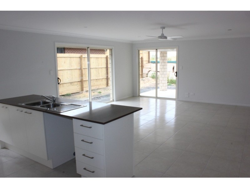 6 Culgoa Drive, Plainland QLD 4341