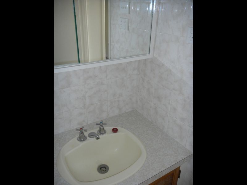 1/20 Kirklees Street, Newtown QLD 4350