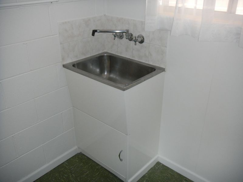 1/20 Kirklees Street, Newtown QLD 4350