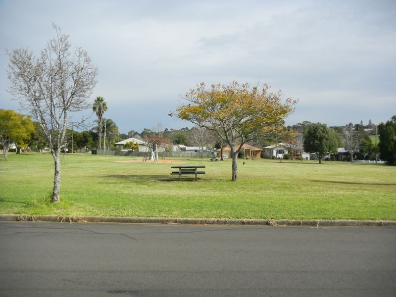 1/20 Kirklees Street, Newtown QLD 4350