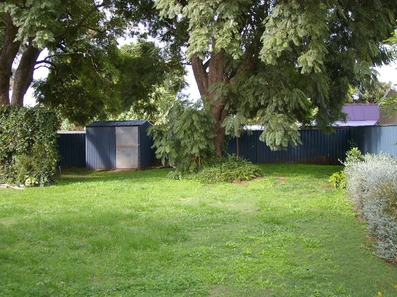 22 Clairmont Street, Newtown QLD 4350