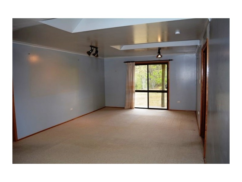 17 Panorama Drive, Glenvale QLD 4350