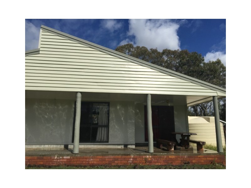 17 Panorama Drive, Glenvale QLD 4350