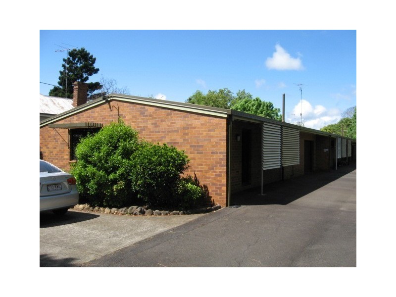 1/186a Campbell Street, Newtown QLD 4350