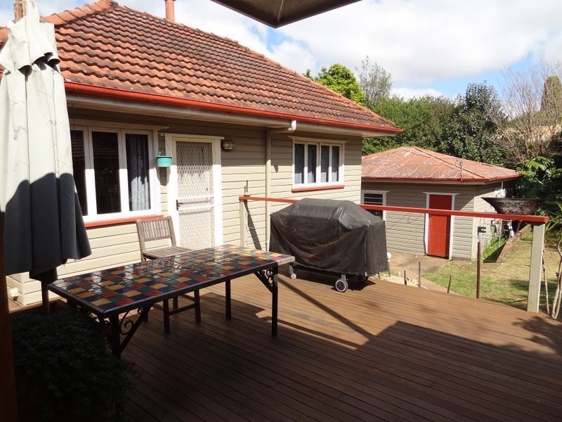 109 Stuart Street, North Toowoomba QLD 4350