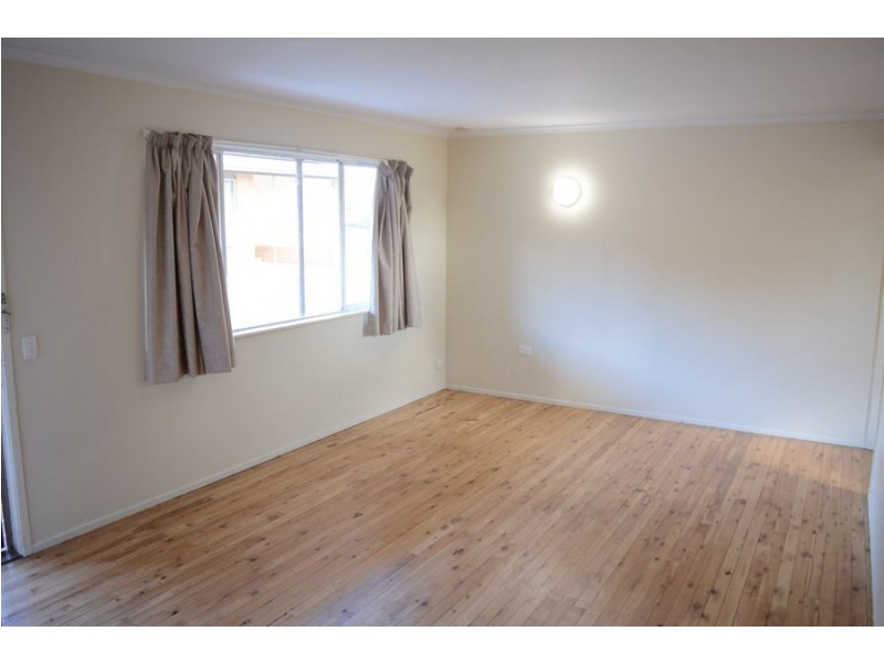 2/68 Pascoe Lane, North Toowoomba QLD 4350